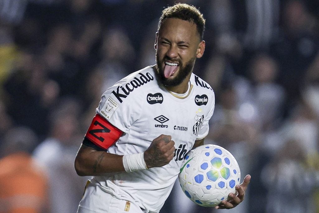 Neymar pronto para o duelo contra o Flamengo? Santos sonha com a volta do craque